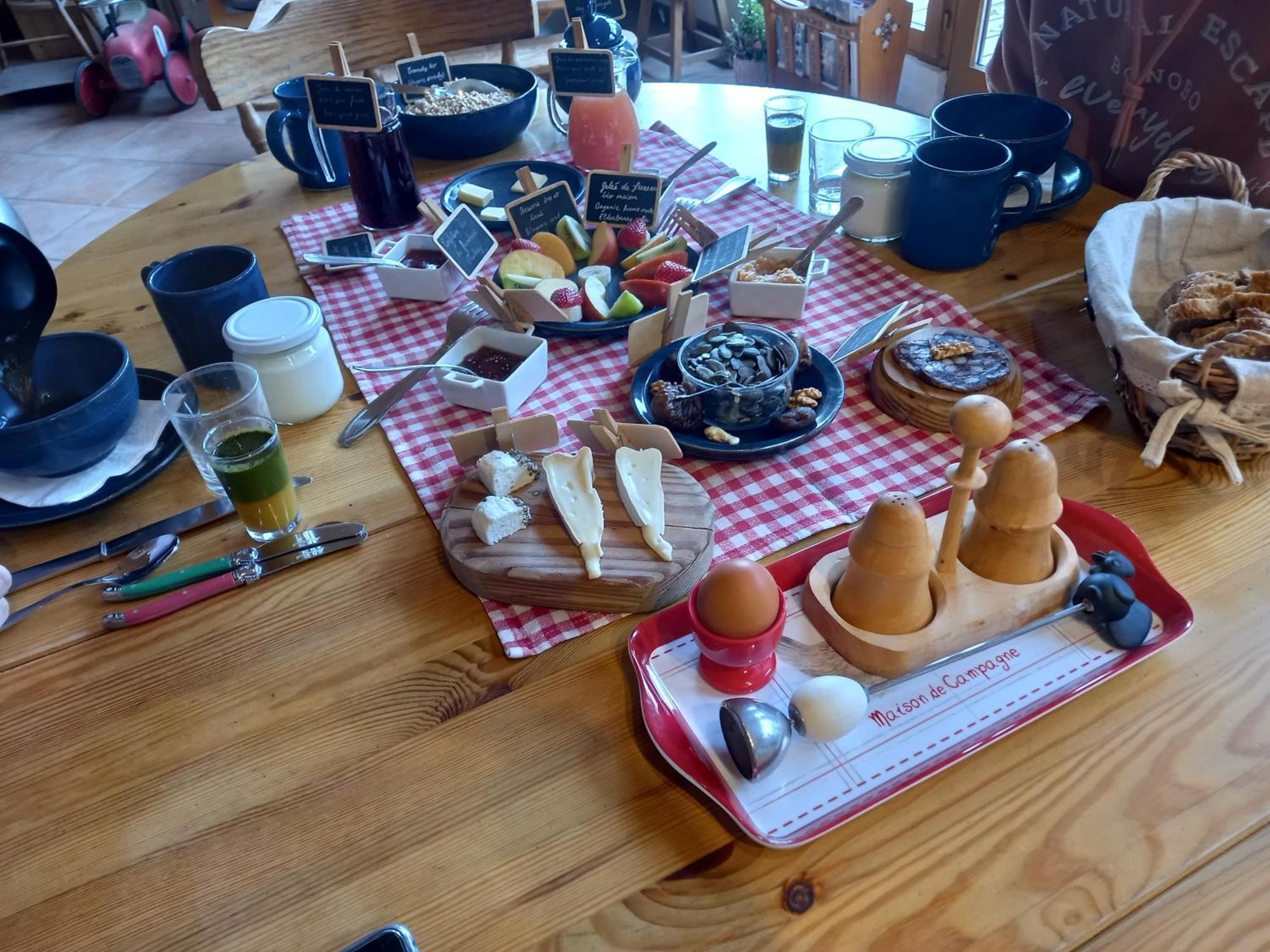 Valreley, Chambres Et Table D'Hotes Eco-Friendly Avec Bain Nordique Au Sud Du Massif Du Jura Champagne-en-Valromey Zewnętrze zdjęcie